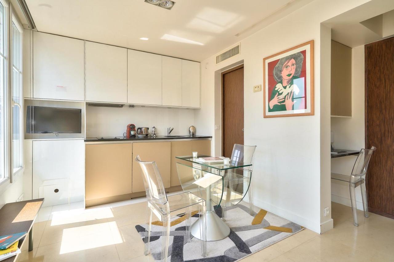 Designed Studio With Ac-Terrasse Vue Tour Eiffel París Exterior foto